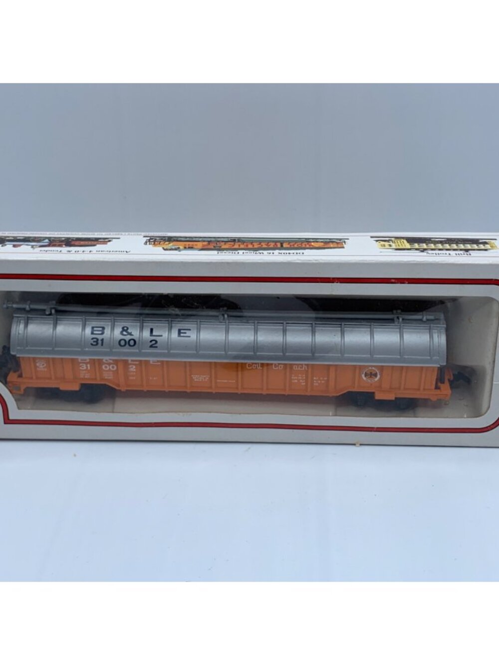 Bachmann HO Scale B & LE 31002 Model Train Car Orange/Silver with Box